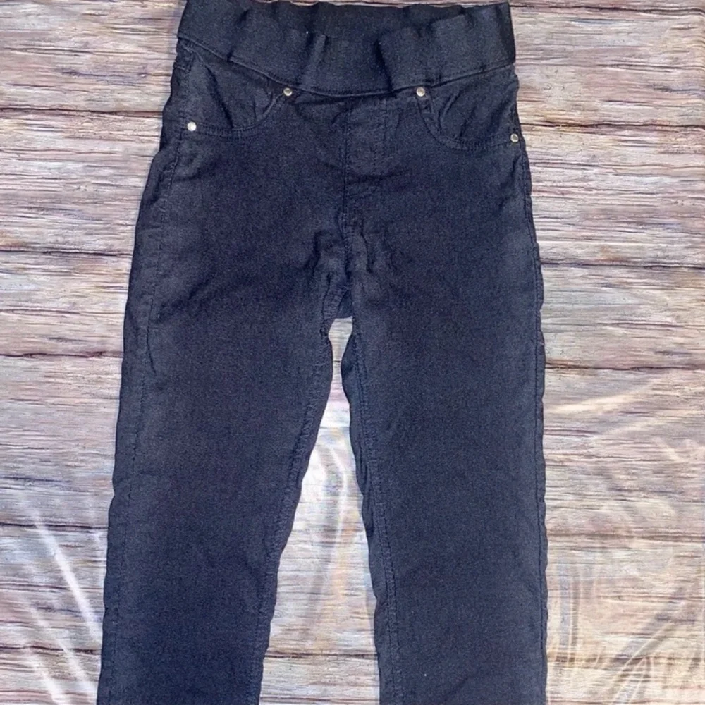 💞 Girls 10/12 Navy Stretch Capri Jeggings